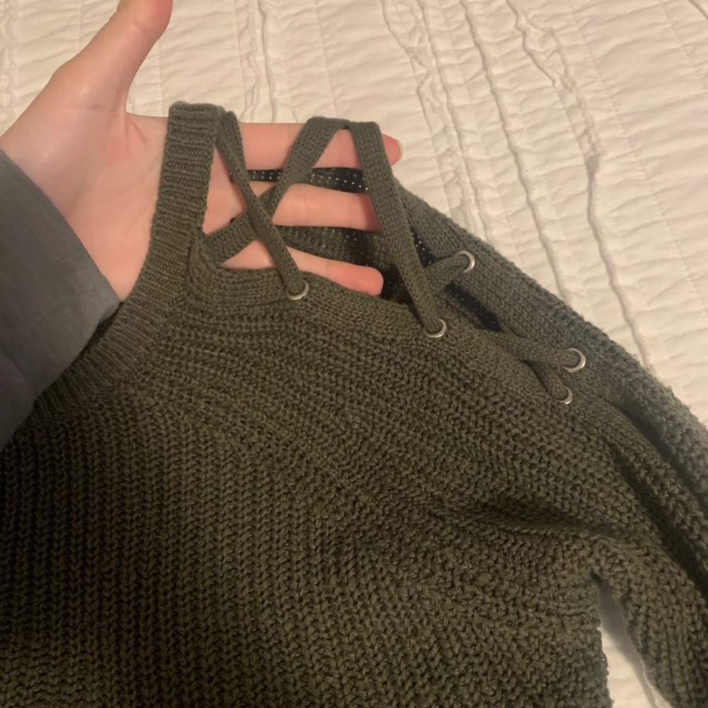Sweater - Picture 3 of 3